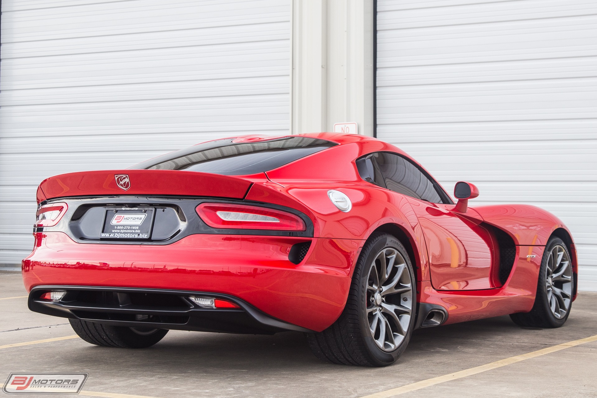 Used-2013-Dodge-SRT-Viper-GTS