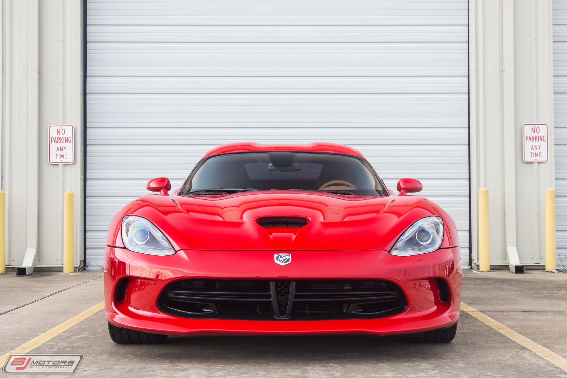 Used-2013-Dodge-SRT-Viper-GTS