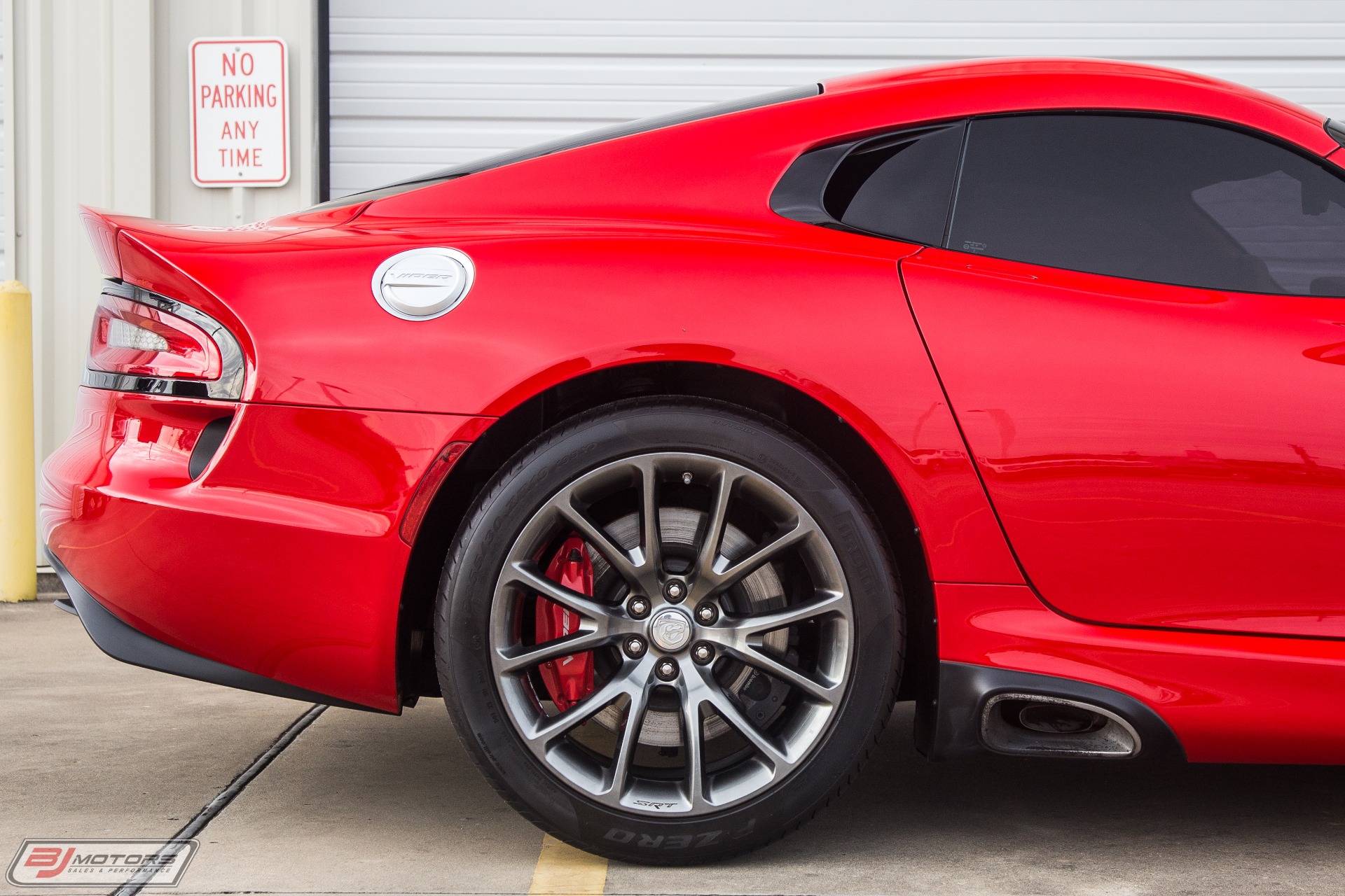 Used-2013-Dodge-SRT-Viper-GTS