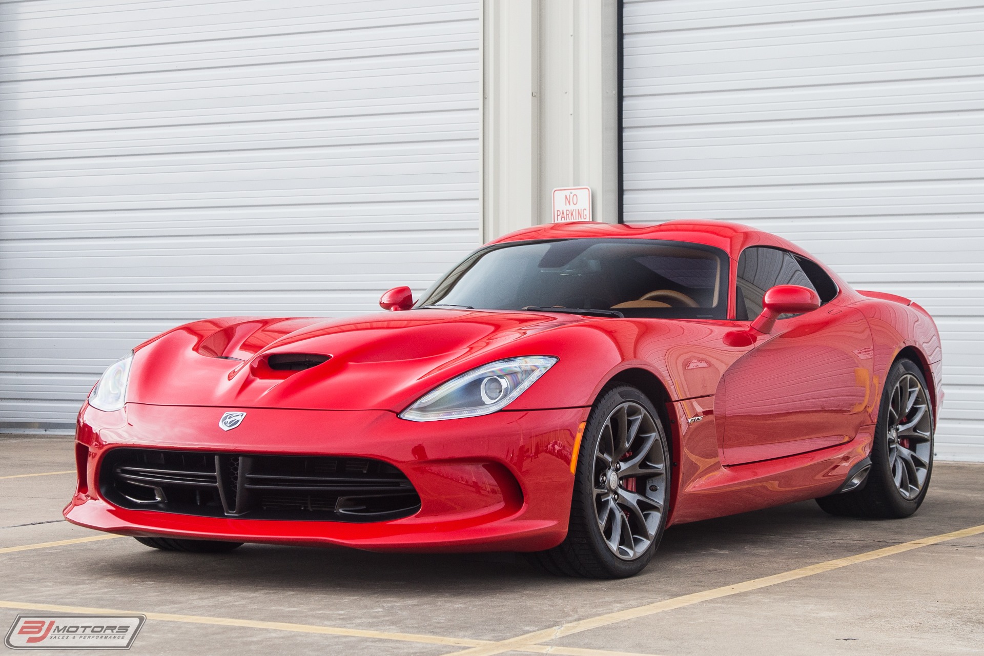 Used-2013-Dodge-SRT-Viper-GTS