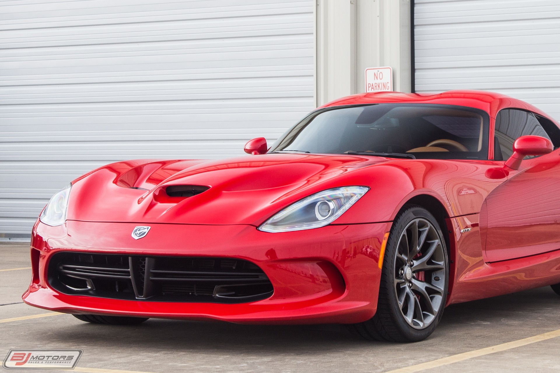 Used-2013-Dodge-SRT-Viper-GTS