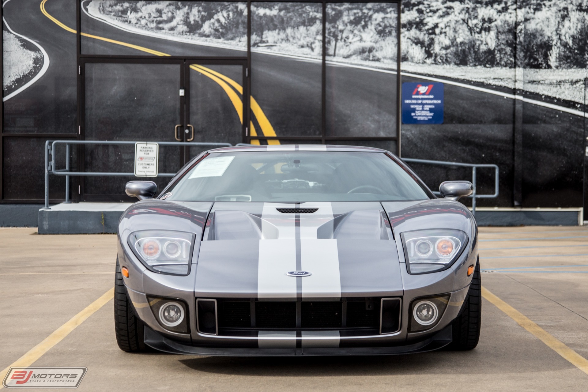 Used-2006-Ford-GT-in-Tungsten-with-Silver-Stripes-Red-Calipers-3-Option-Ford-GT