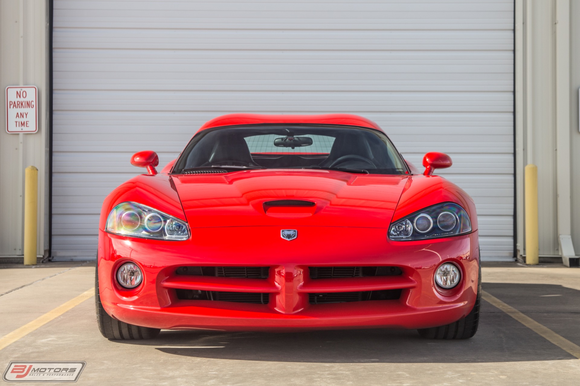 Used-2006-Dodge-Viper-SRT-10