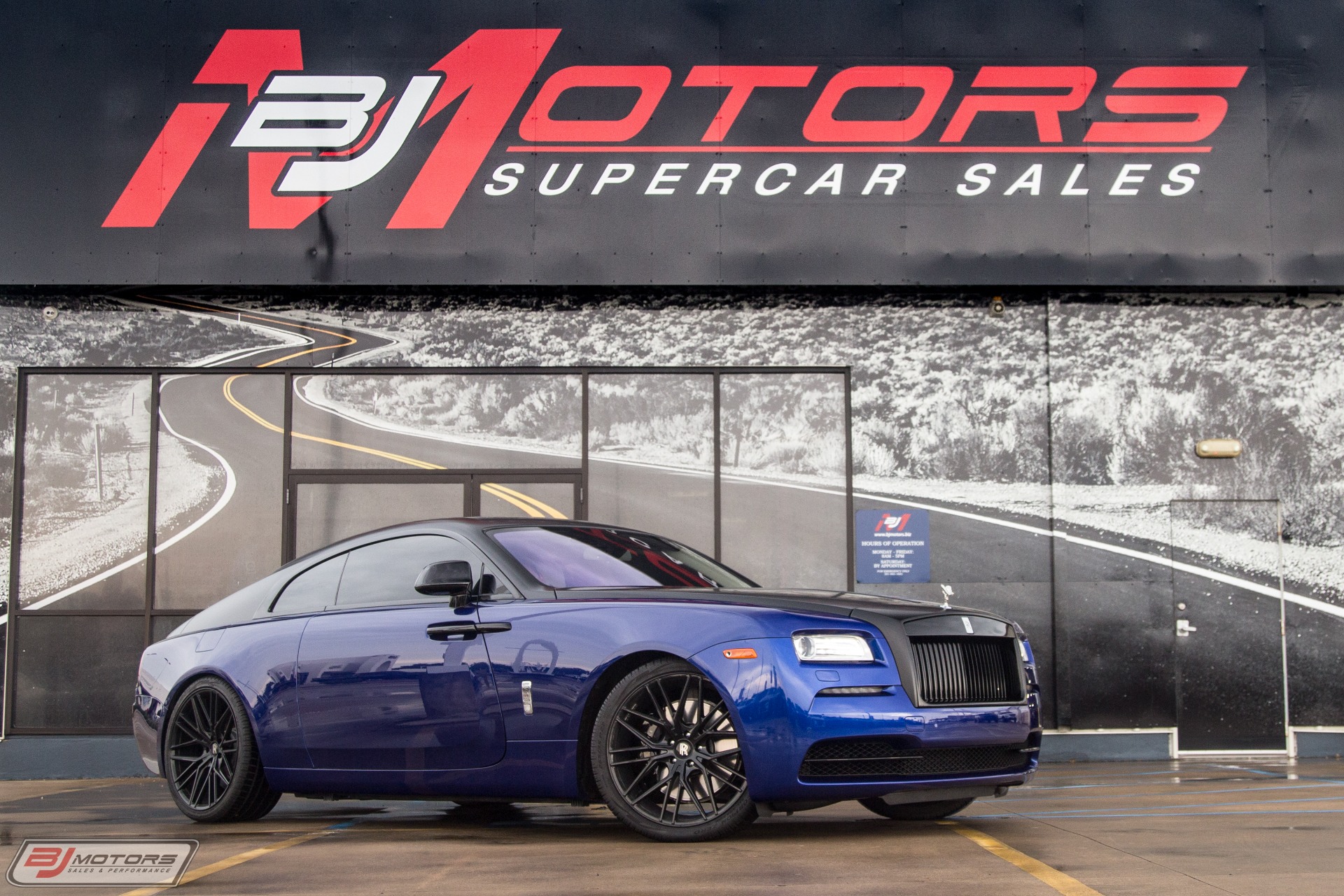 Used-2016-Rolls-Royce-Wraith-Starlight-Headliner