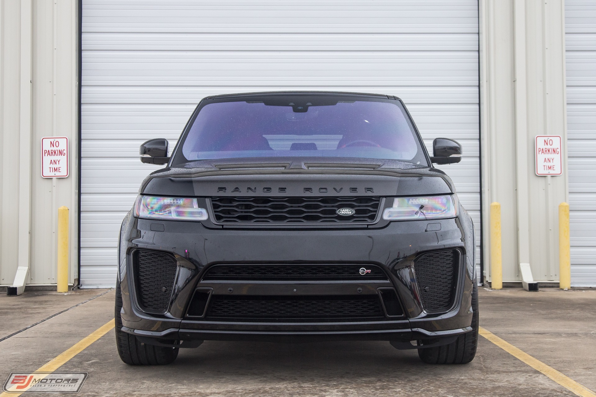 Used-2018-Land-Rover-Range-Rover-Sport-SVR