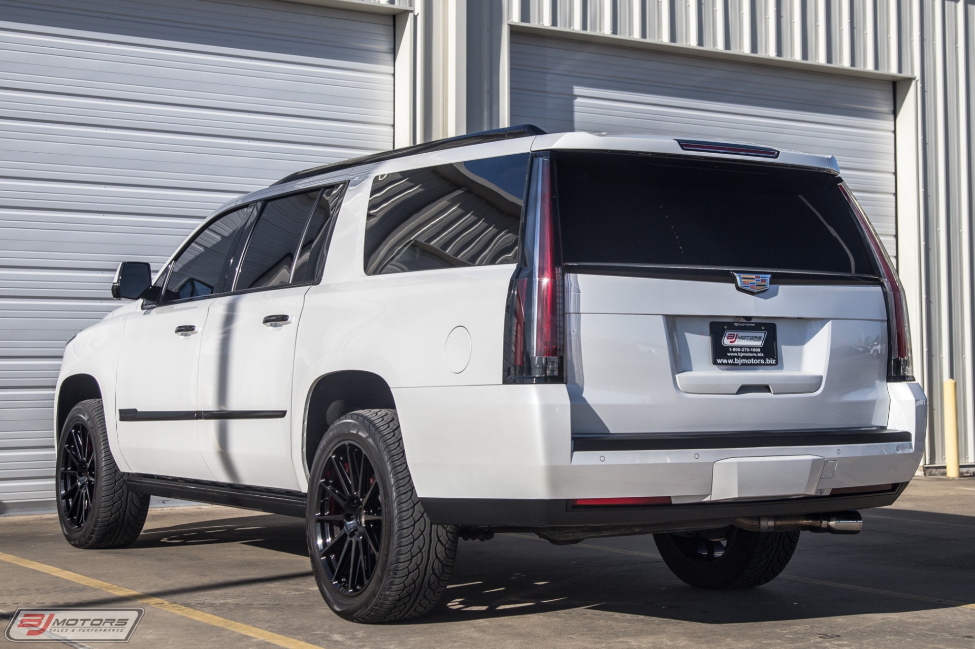 Used-2016-Cadillac-Escalade-ESV-Platinum-Hennessey-Performance-HPE650-Package