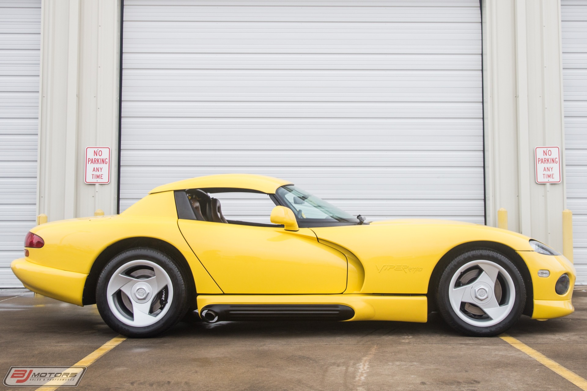 Used-1995-Dodge-Viper-RT/10