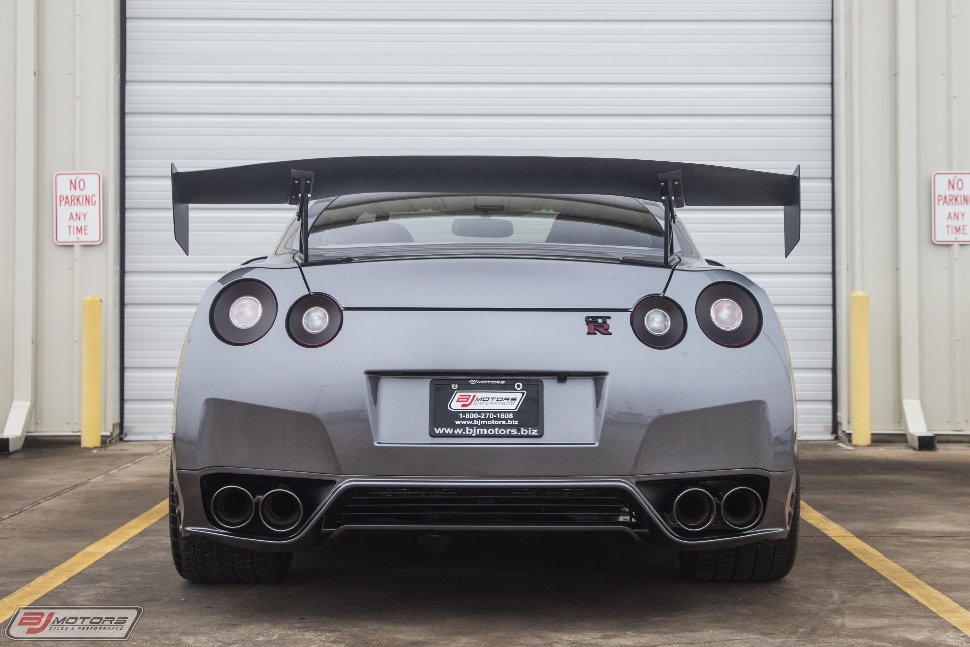 Used-2014-Nissan-GT-R-Switzer