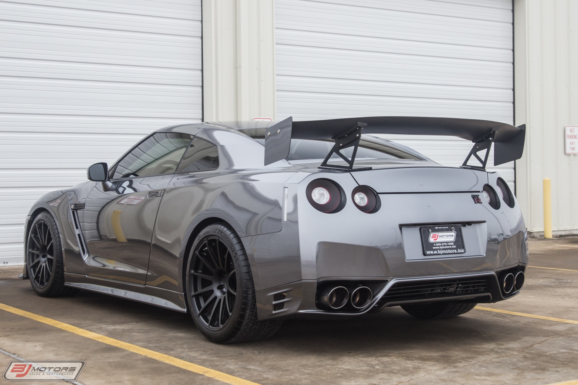 Used-2014-Nissan-GT-R-Switzer