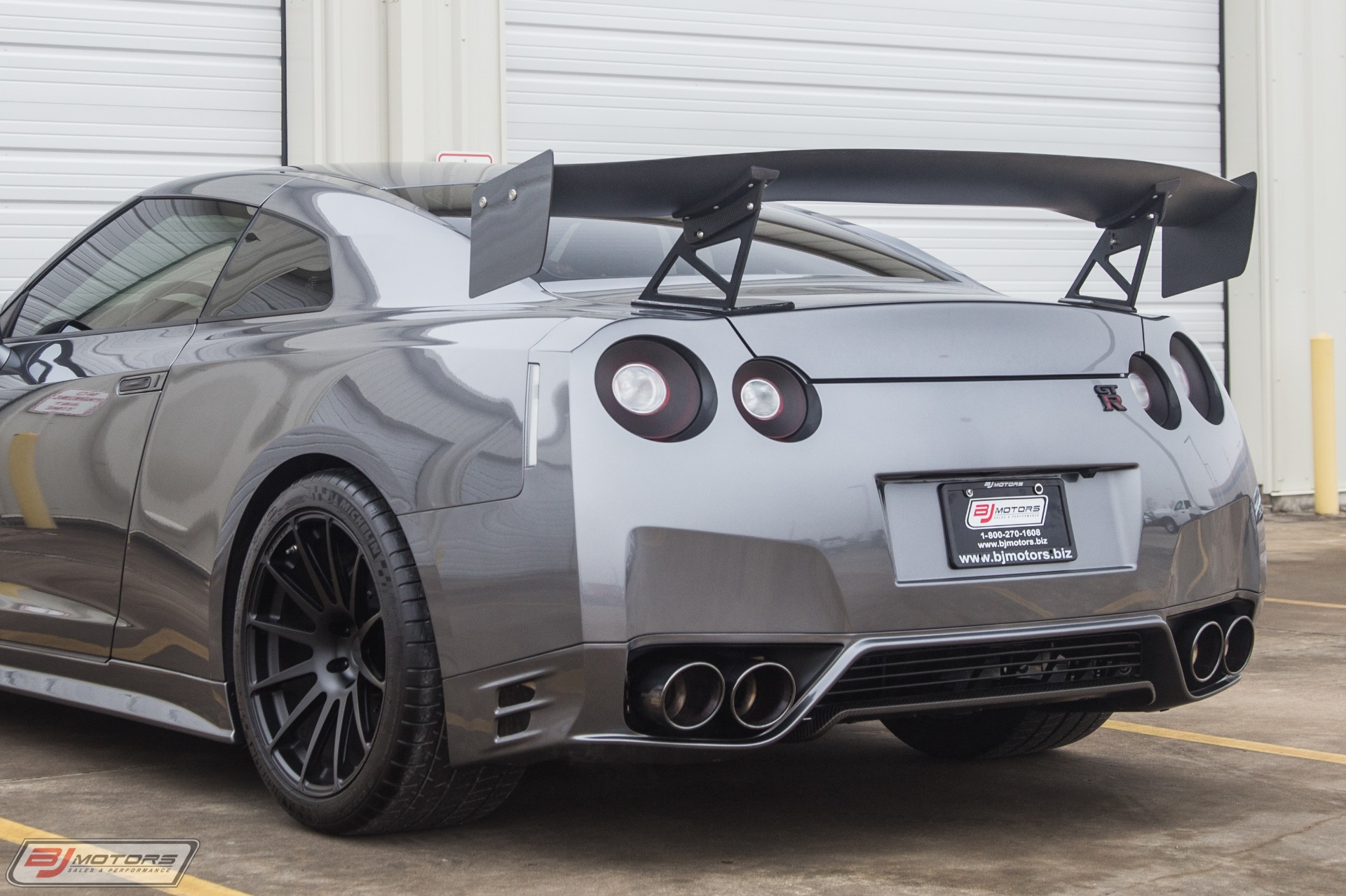 Used-2014-Nissan-GT-R-Switzer