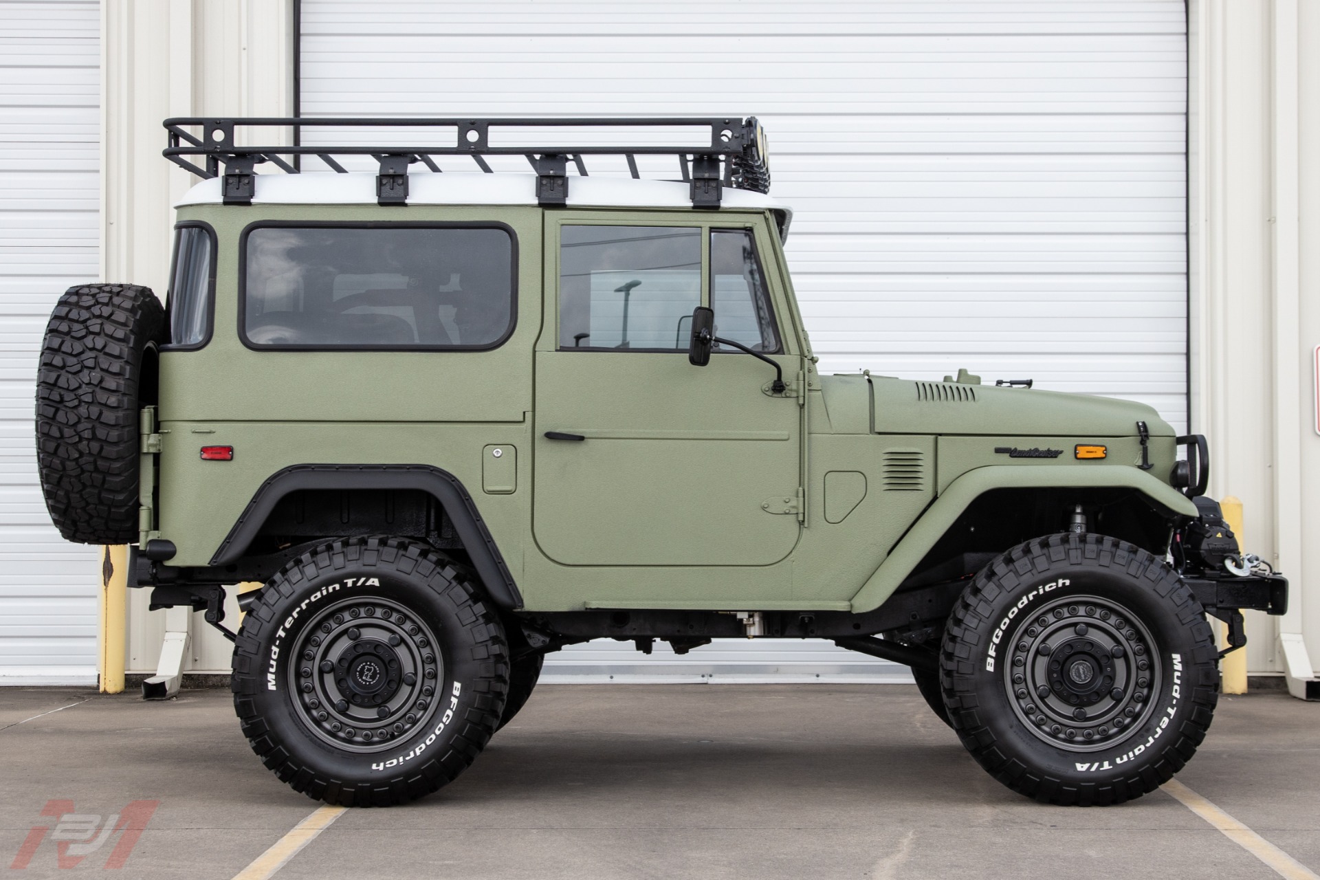 Used-1974-Toyota-Landcruiser-FJ40