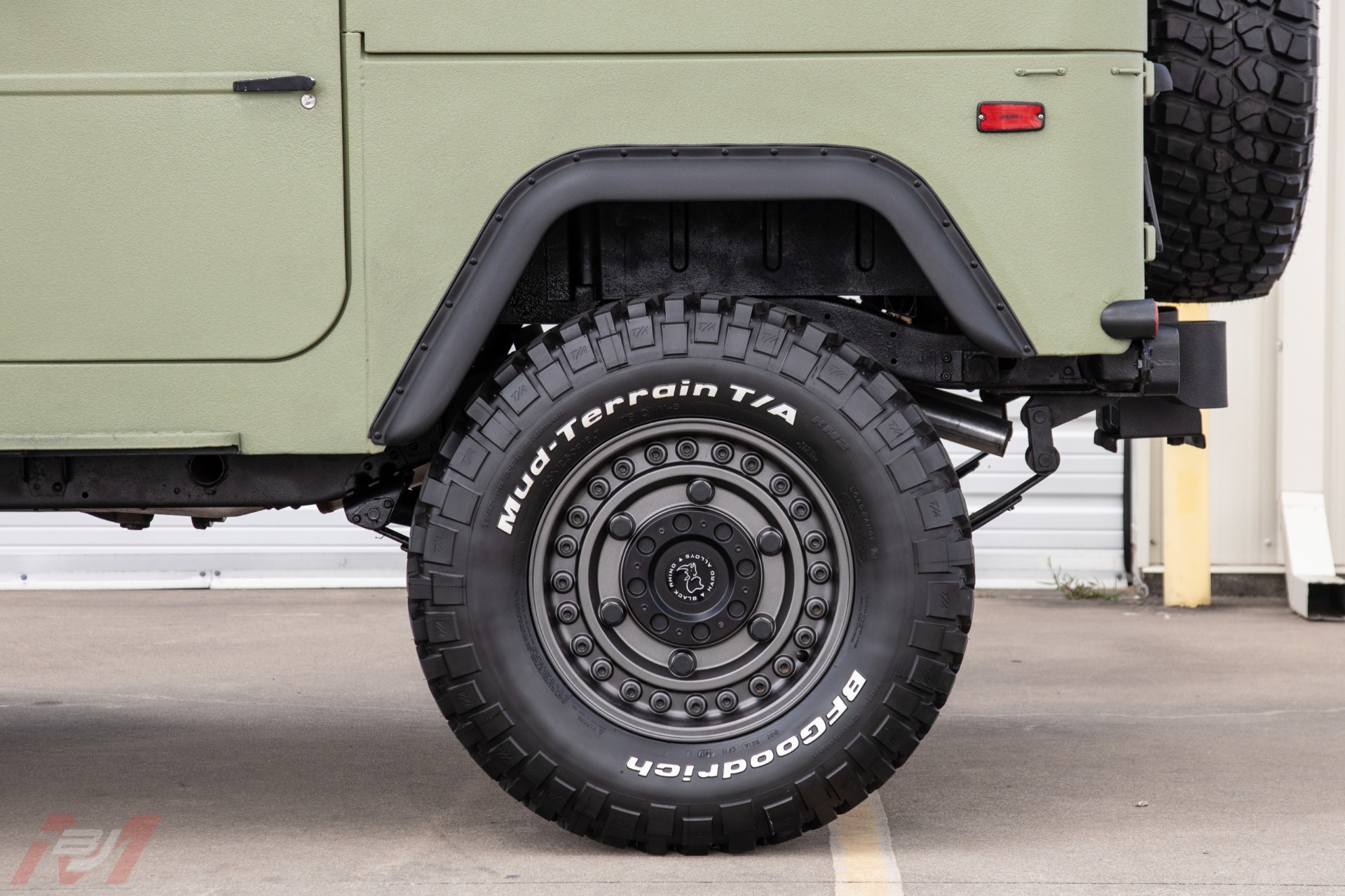 Used-1974-Toyota-Landcruiser-FJ40