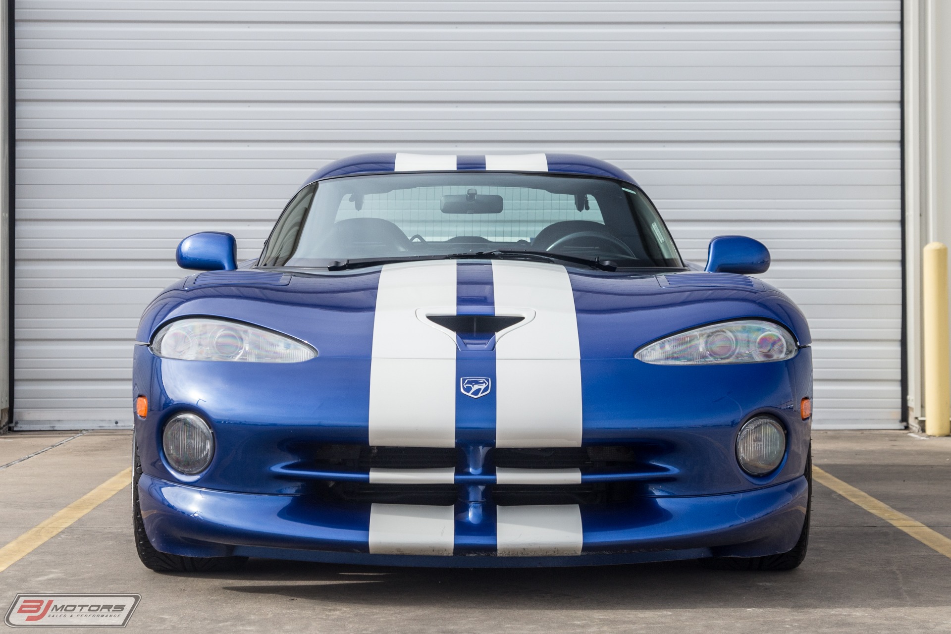 Used-1996-Dodge-Viper-GTS