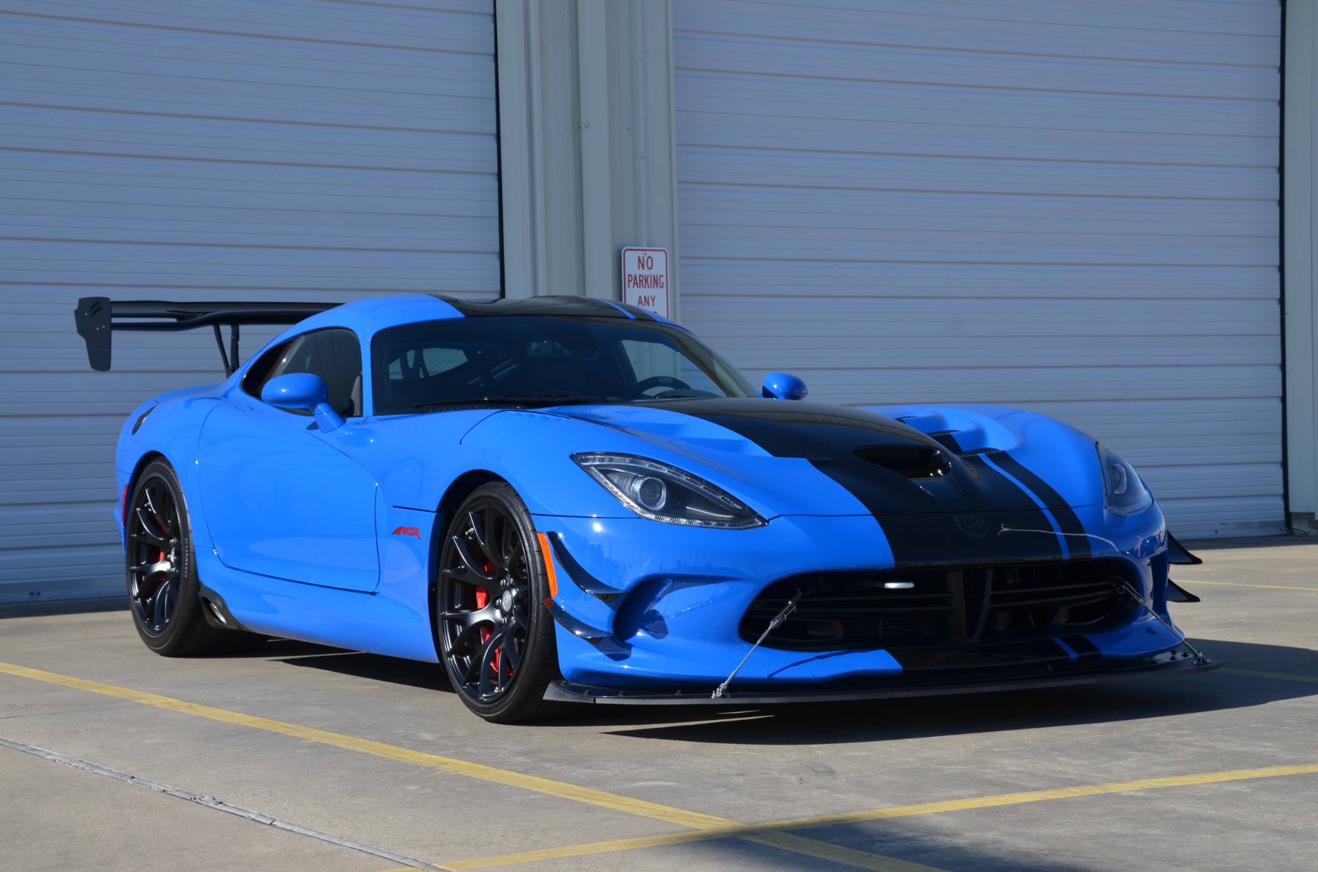 Used-2017-Dodge-Viper-ACR-Extreme