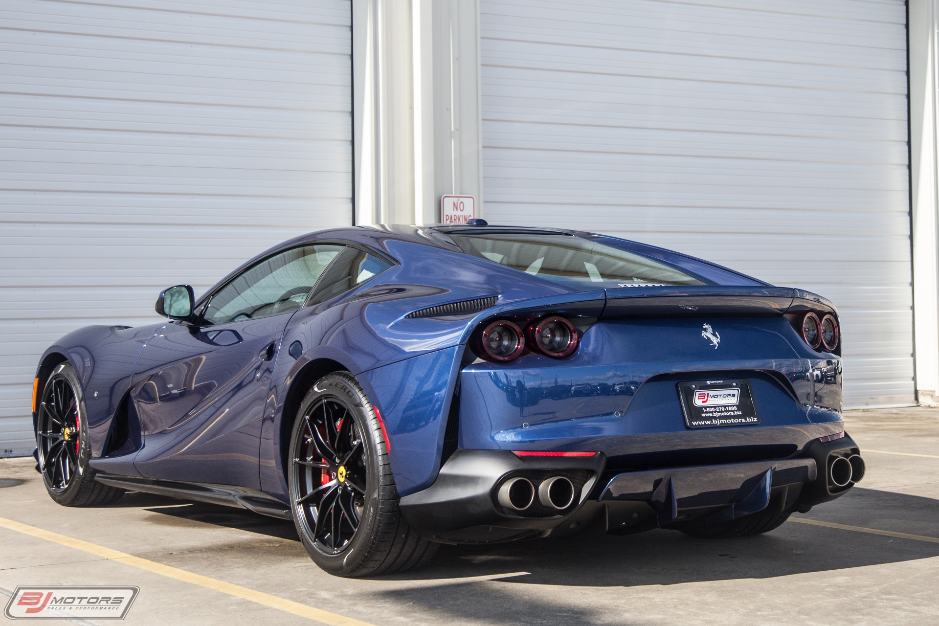 Used-2018-Ferrari-812-Superfast-TDF-Blue-w-Blue-Sterling-Chocolate