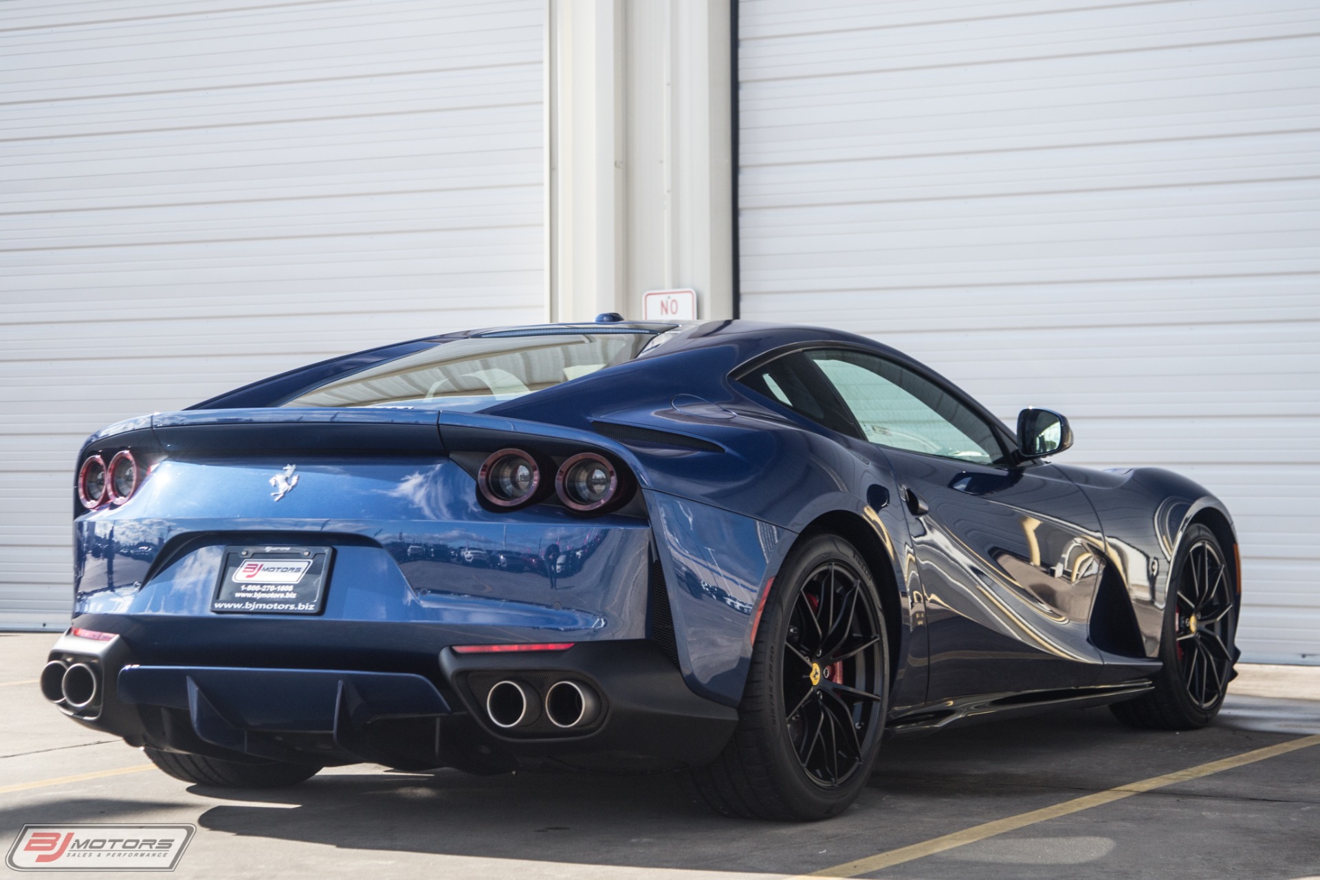 Used-2018-Ferrari-812-Superfast-TDF-Blue-w-Blue-Sterling-Chocolate