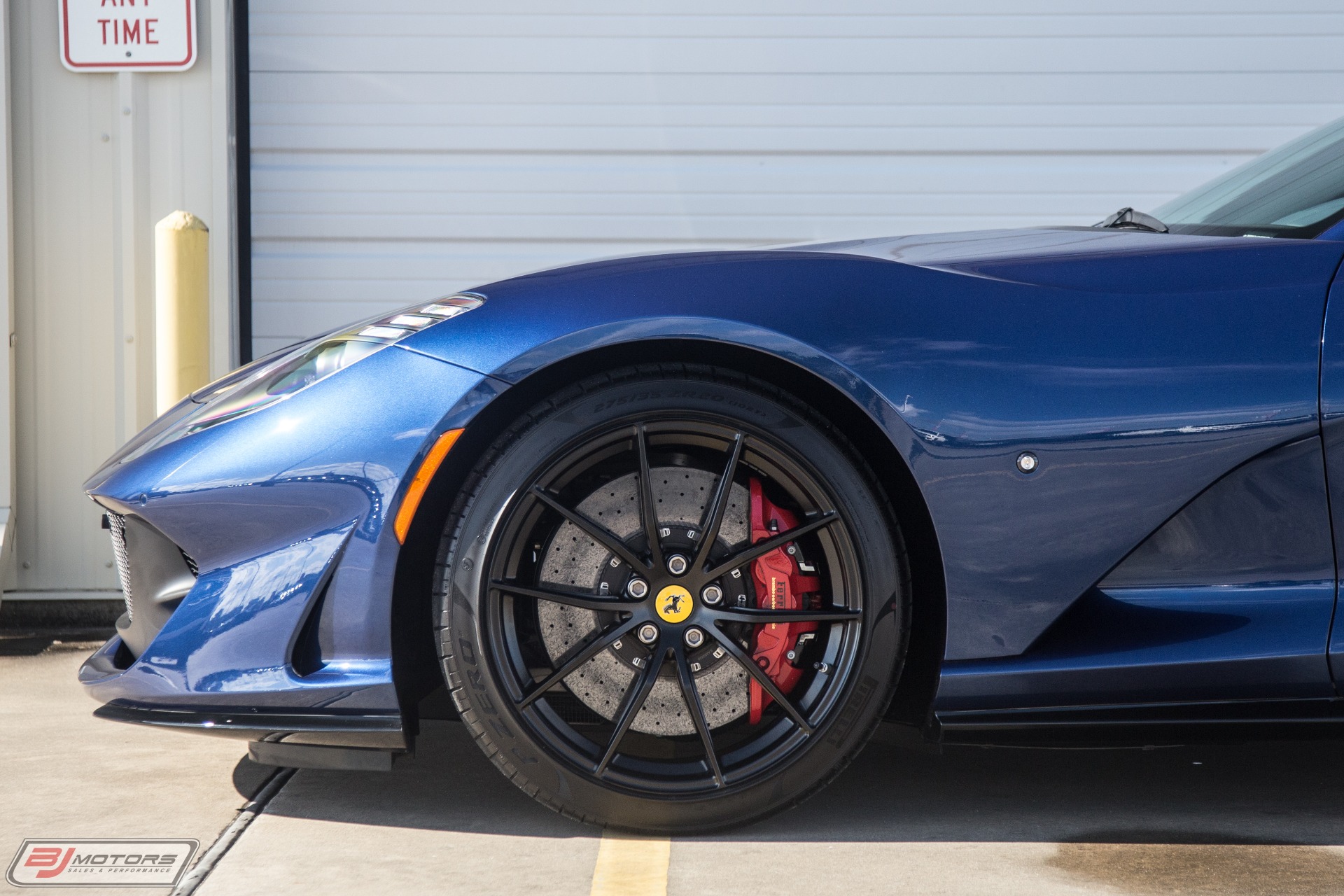 Used-2018-Ferrari-812-Superfast-TDF-Blue-w-Blue-Sterling-Chocolate