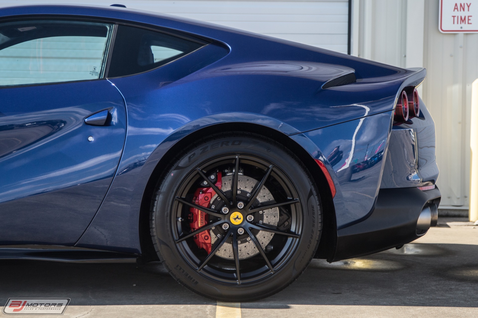 Used-2018-Ferrari-812-Superfast-TDF-Blue-w-Blue-Sterling-Chocolate