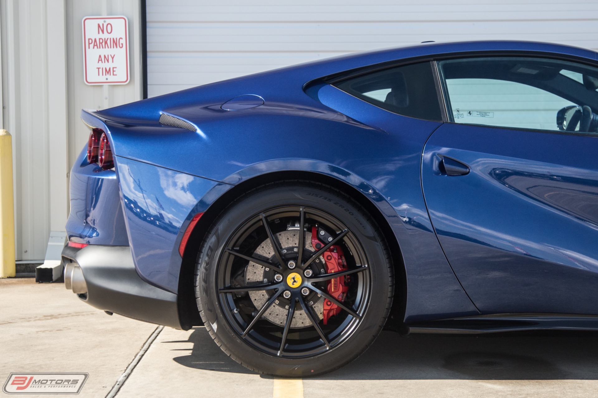 Used-2018-Ferrari-812-Superfast-TDF-Blue-w-Blue-Sterling-Chocolate