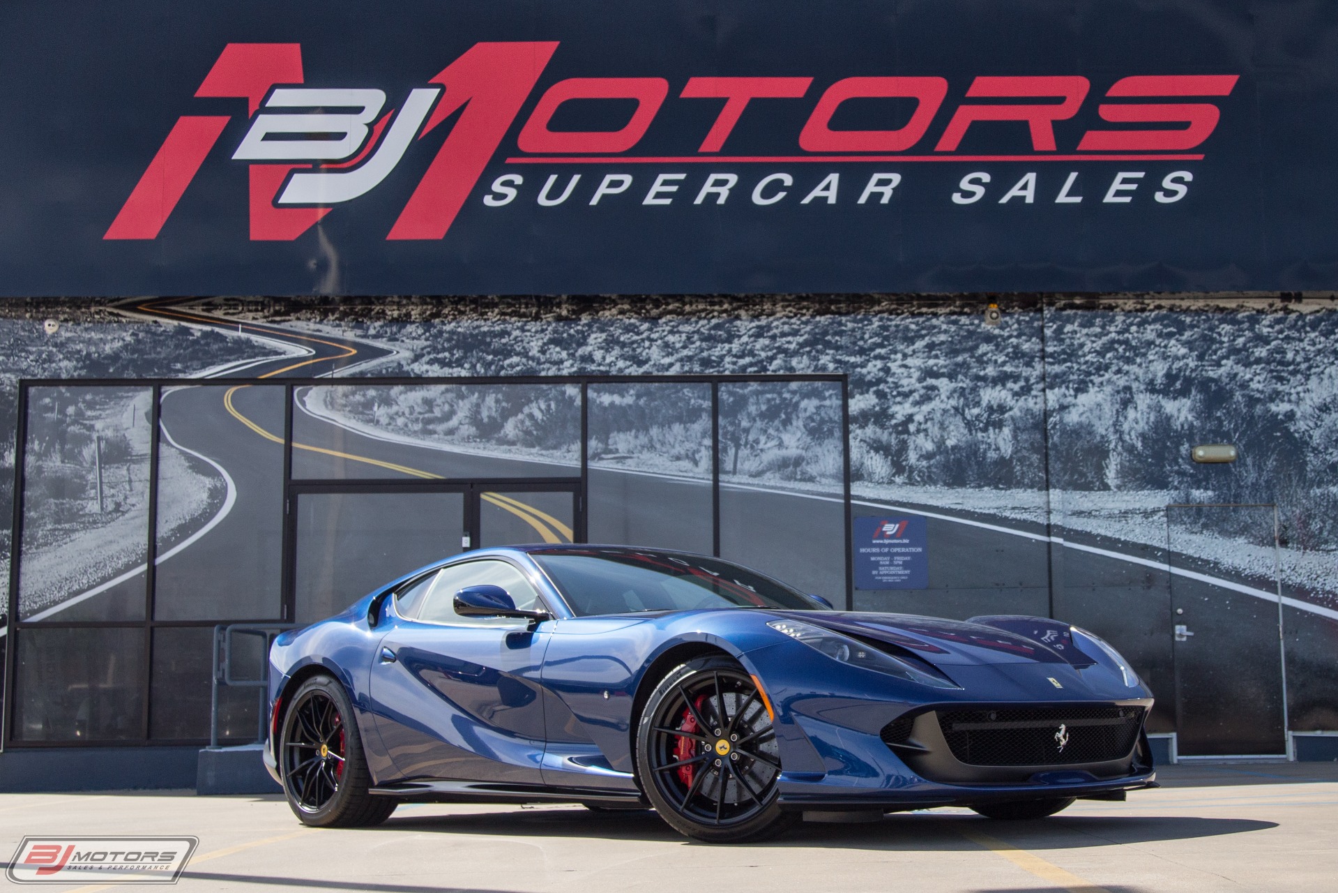 Used-2018-Ferrari-812-Superfast-TDF-Blue-w-Blue-Sterling-Chocolate