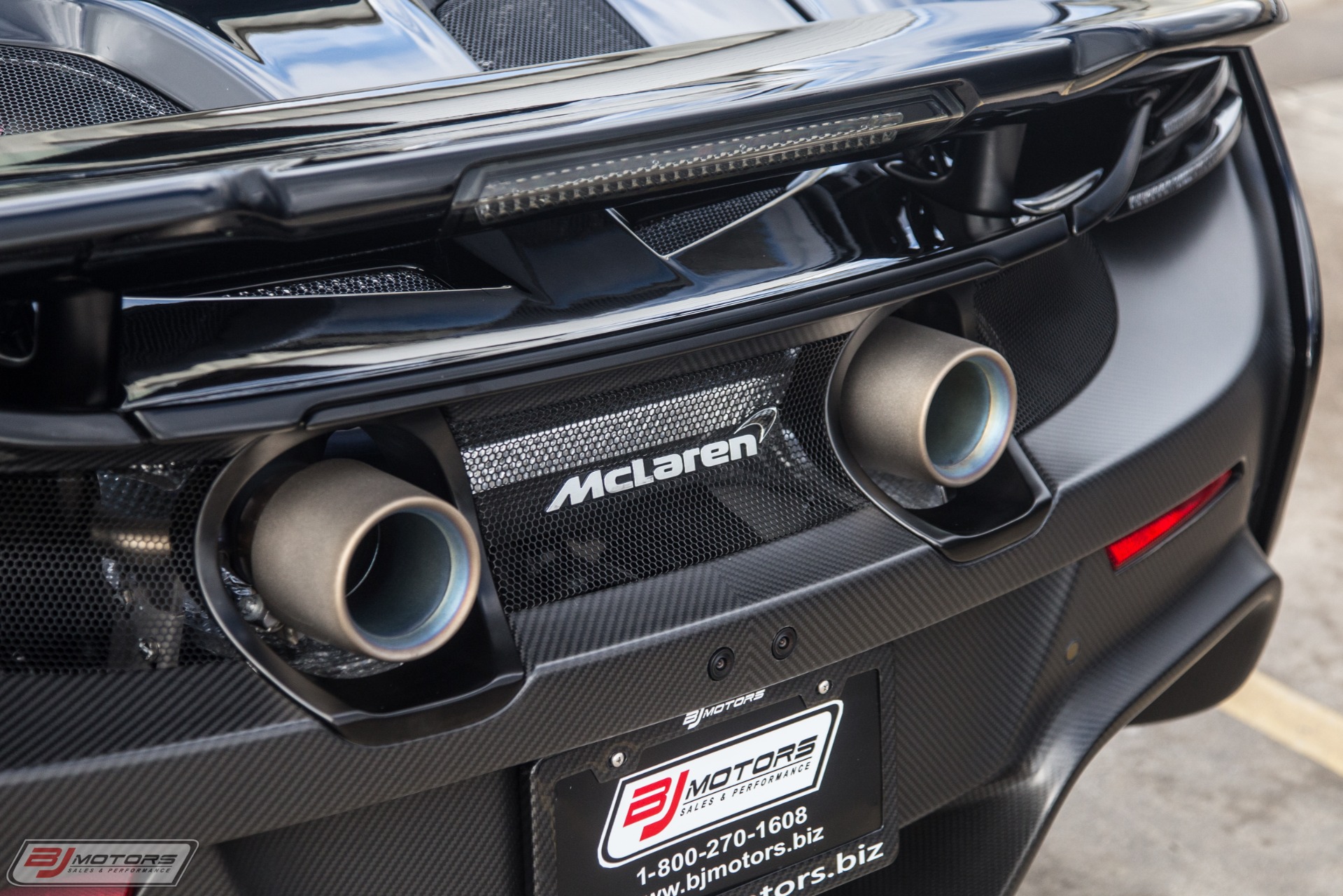 Used-2016-McLaren-675LT-MSO-Defined-1-of-500