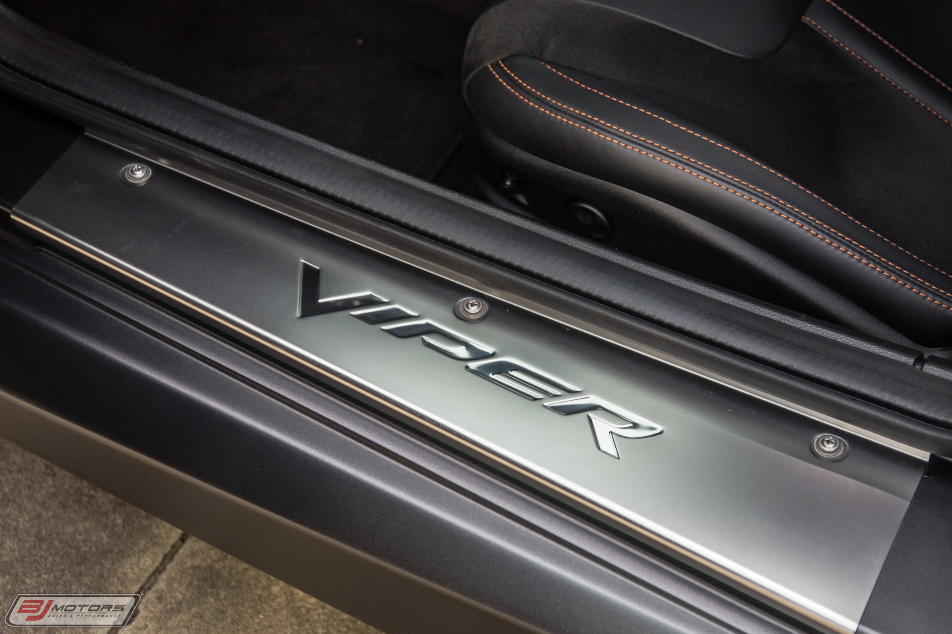 Used-2014-Dodge-SRT-Viper-GTS-Anodized-Carbon-TA