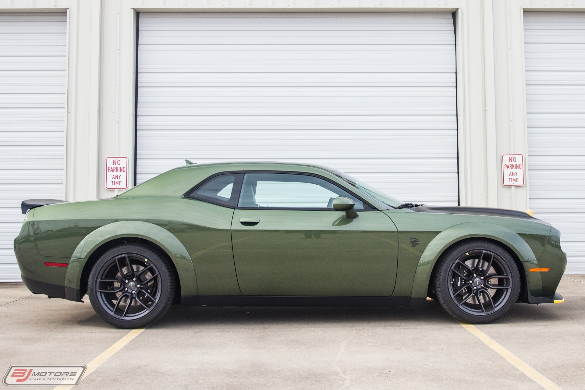 New-2019-Dodge-Challenger-SRT-Hellcat-Redeye