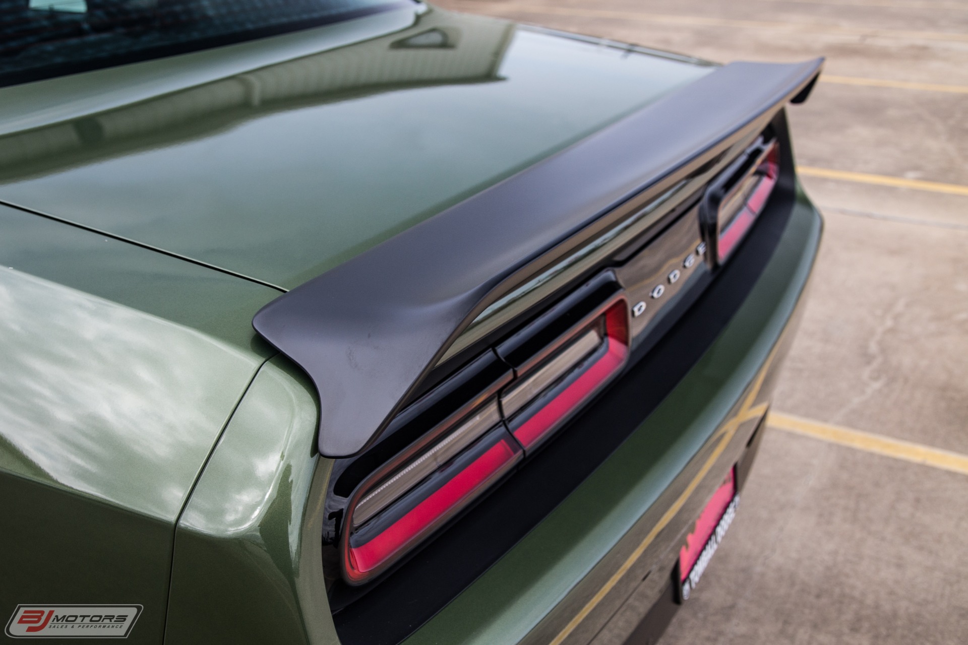 New-2019-Dodge-Challenger-SRT-Hellcat-Redeye