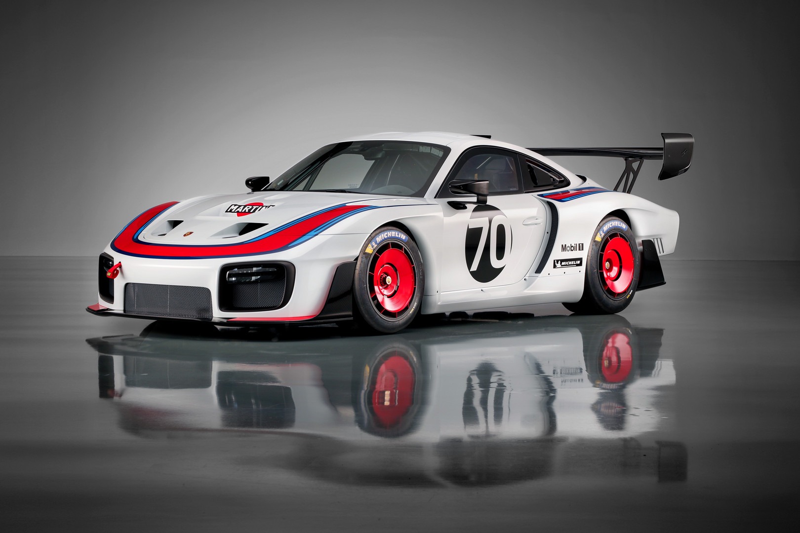 Used-2019-Porsche-935-Race-Trim