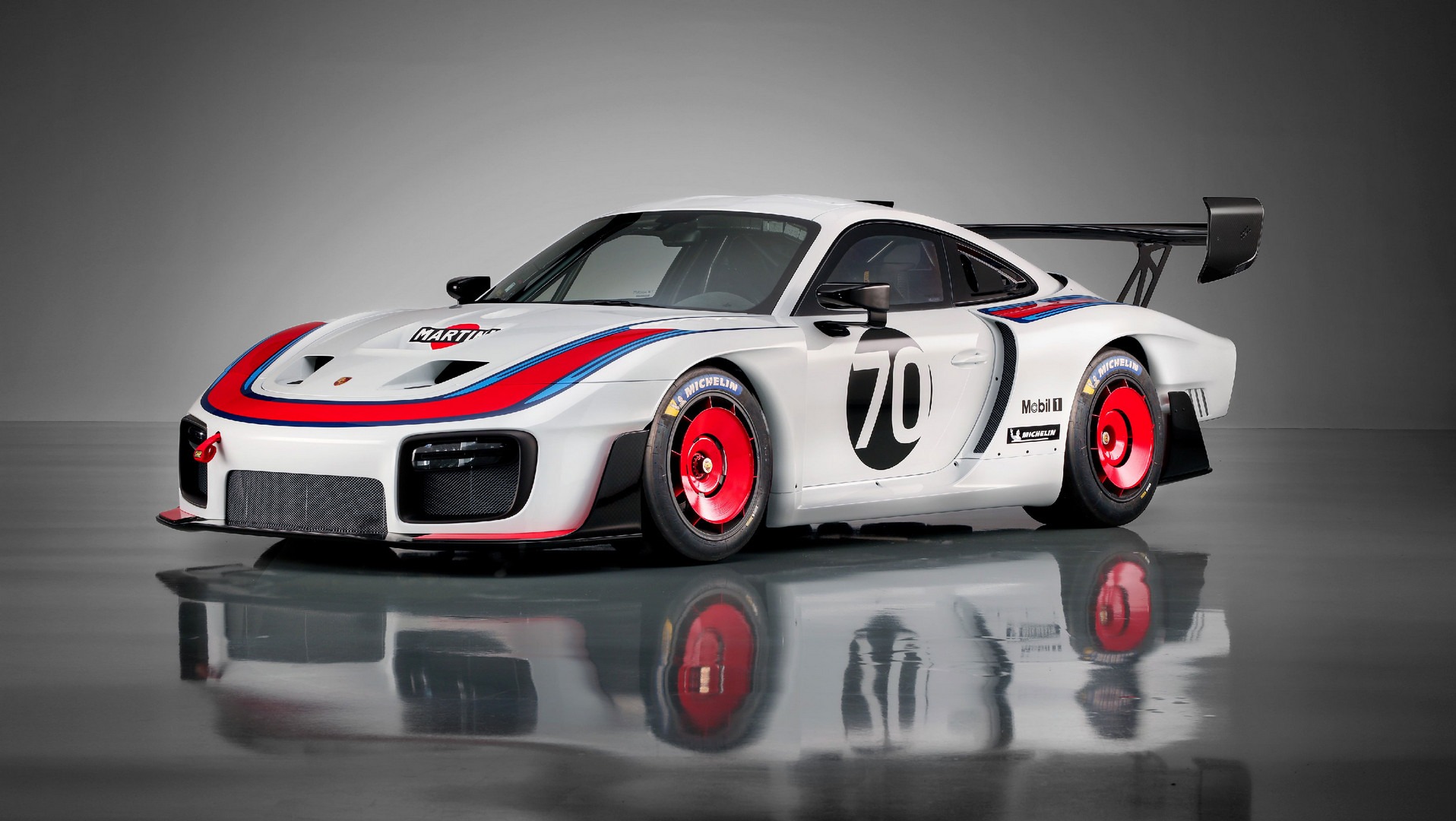 Used-2019-Porsche-935-Race-Trim