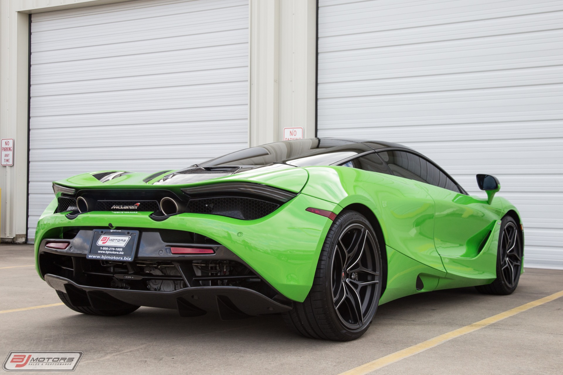 Used-2018-McLaren-720S-Performance-MSO-Mantis-Green