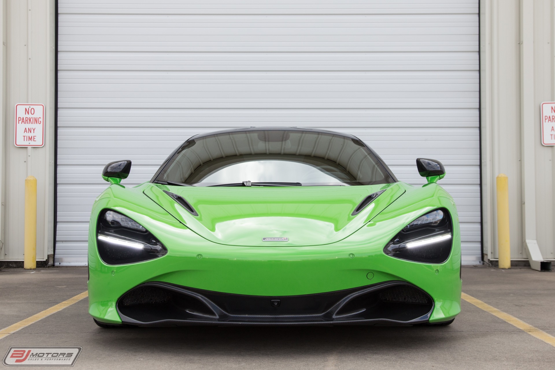 Used-2018-McLaren-720S-Performance-MSO-Mantis-Green