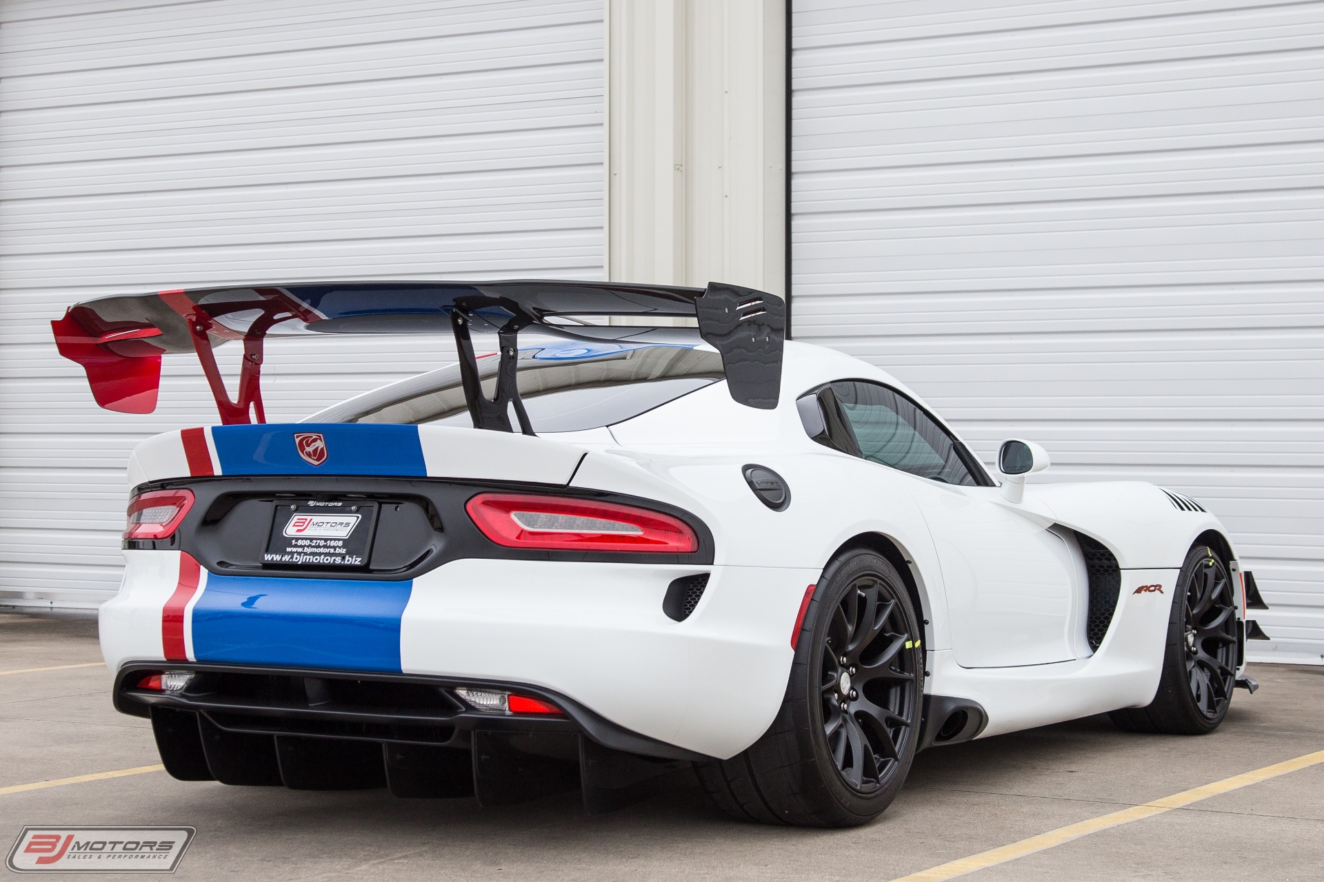 Used-2017-Dodge-Viper-GTC-Dealer-Edition-2-of-11