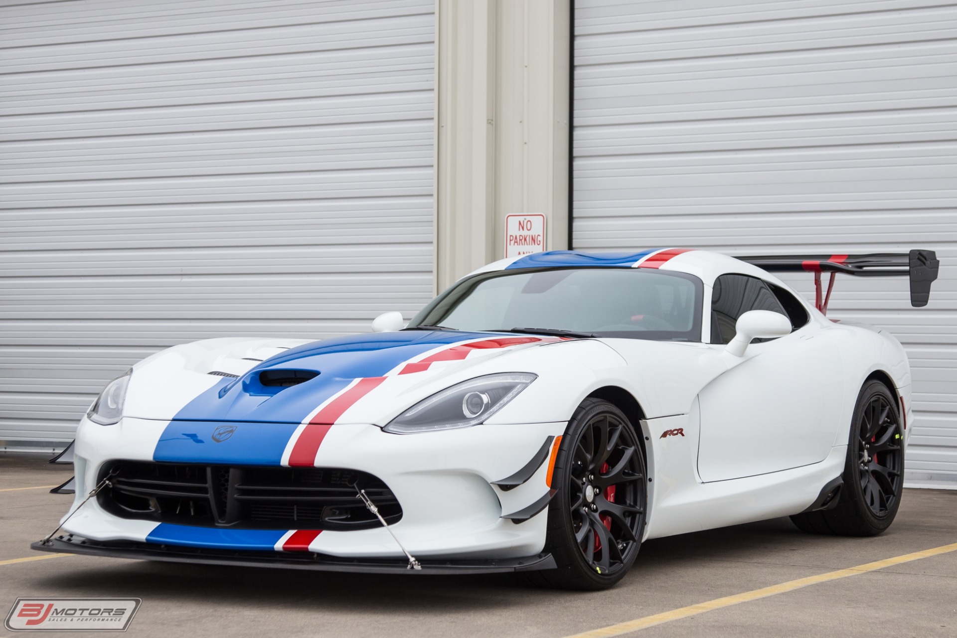 Used-2017-Dodge-Viper-GTC-Dealer-Edition-2-of-11