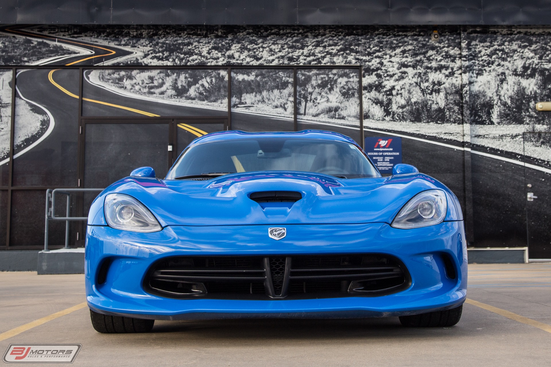 Used-2016-Dodge-Viper-GT