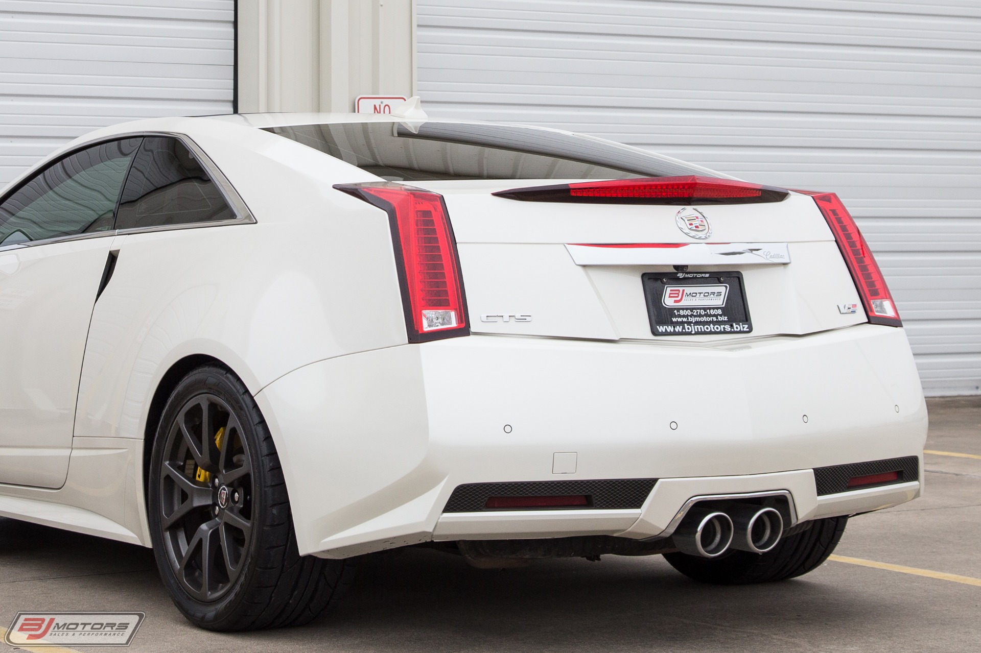 Used-2013-Cadillac-CTS-V