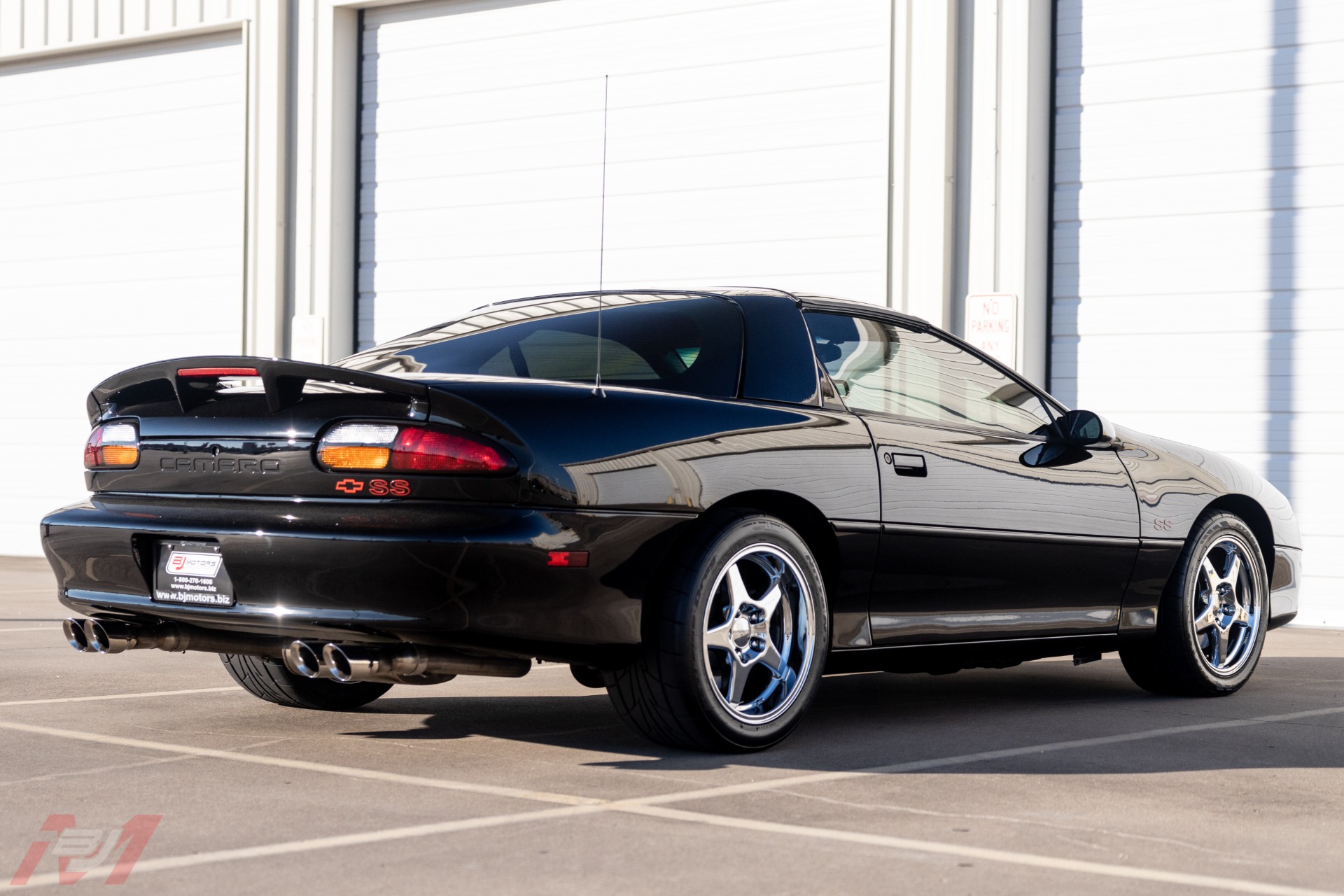 Used-2001-Chevrolet-Camaro-SS