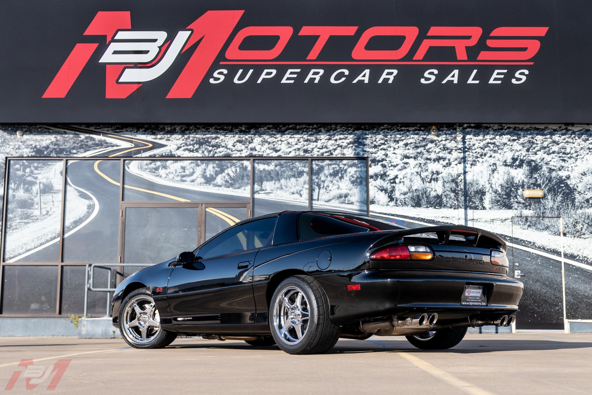 Used-2001-Chevrolet-Camaro-SS