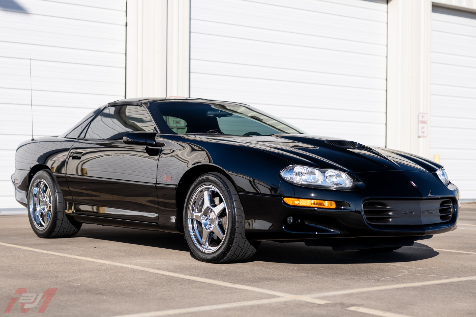 Used-2001-Chevrolet-Camaro-SS