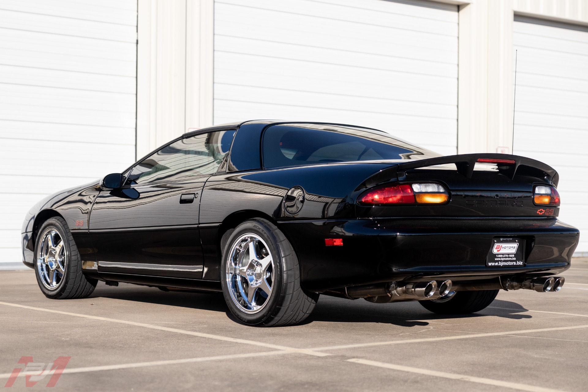 Used-2001-Chevrolet-Camaro-SS