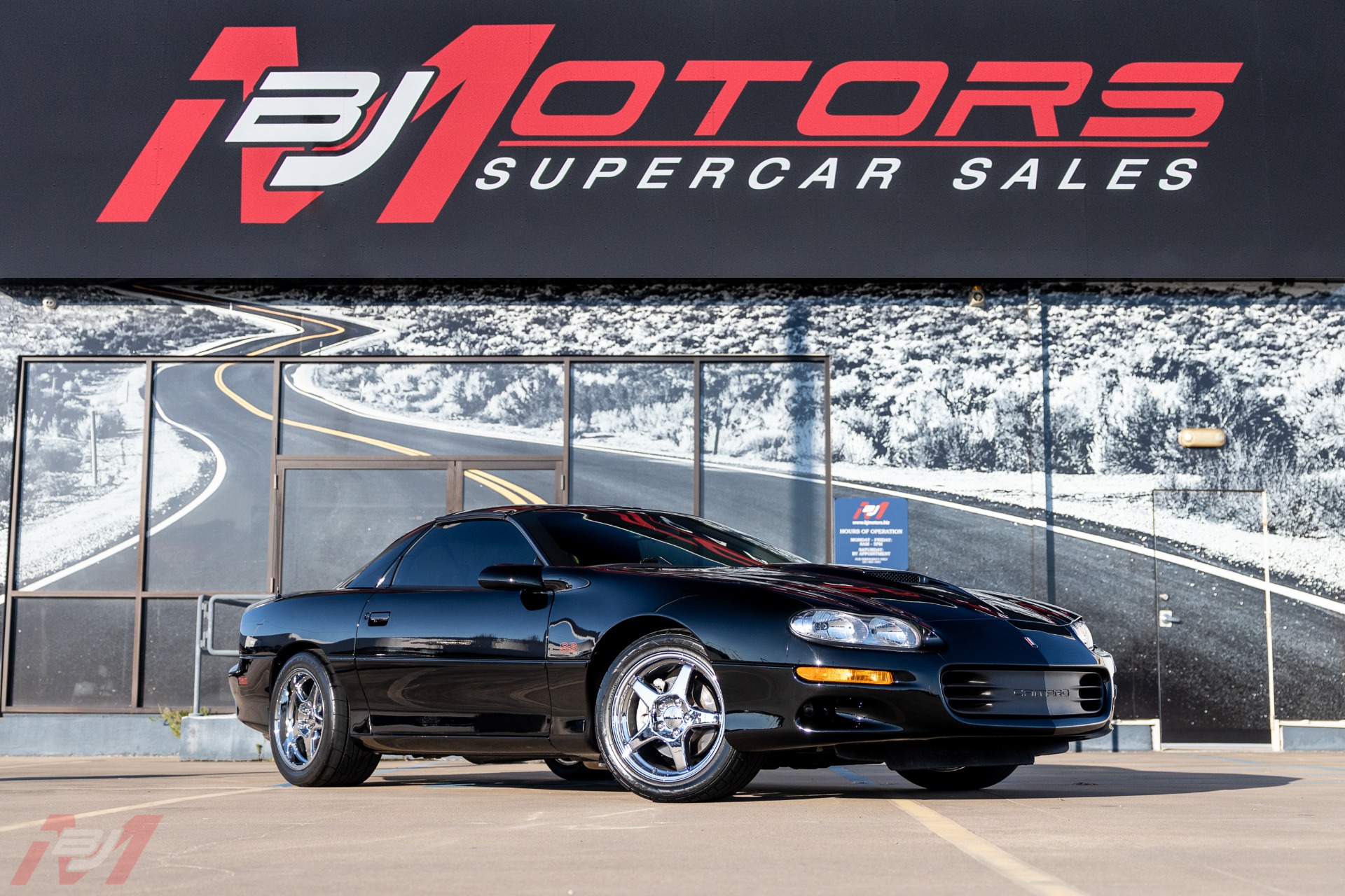 Used-2001-Chevrolet-Camaro-SS