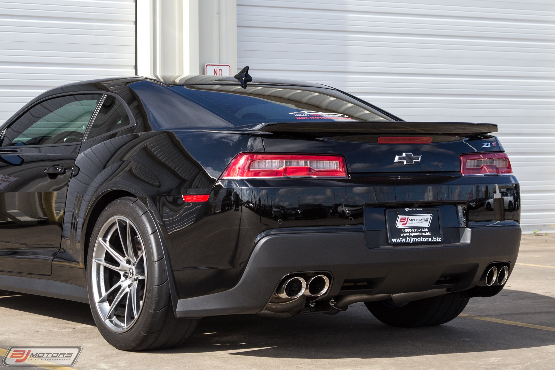 Used-2014-Chevrolet-Camaro-ZL1