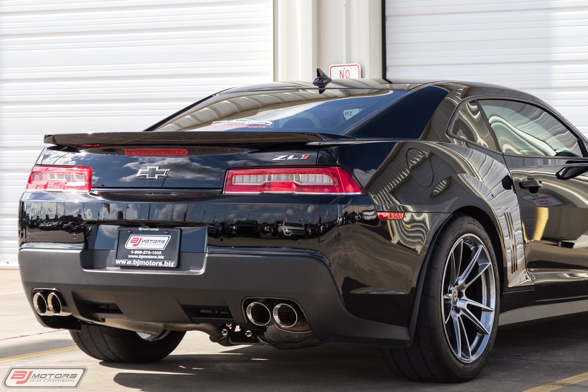 Used-2014-Chevrolet-Camaro-ZL1