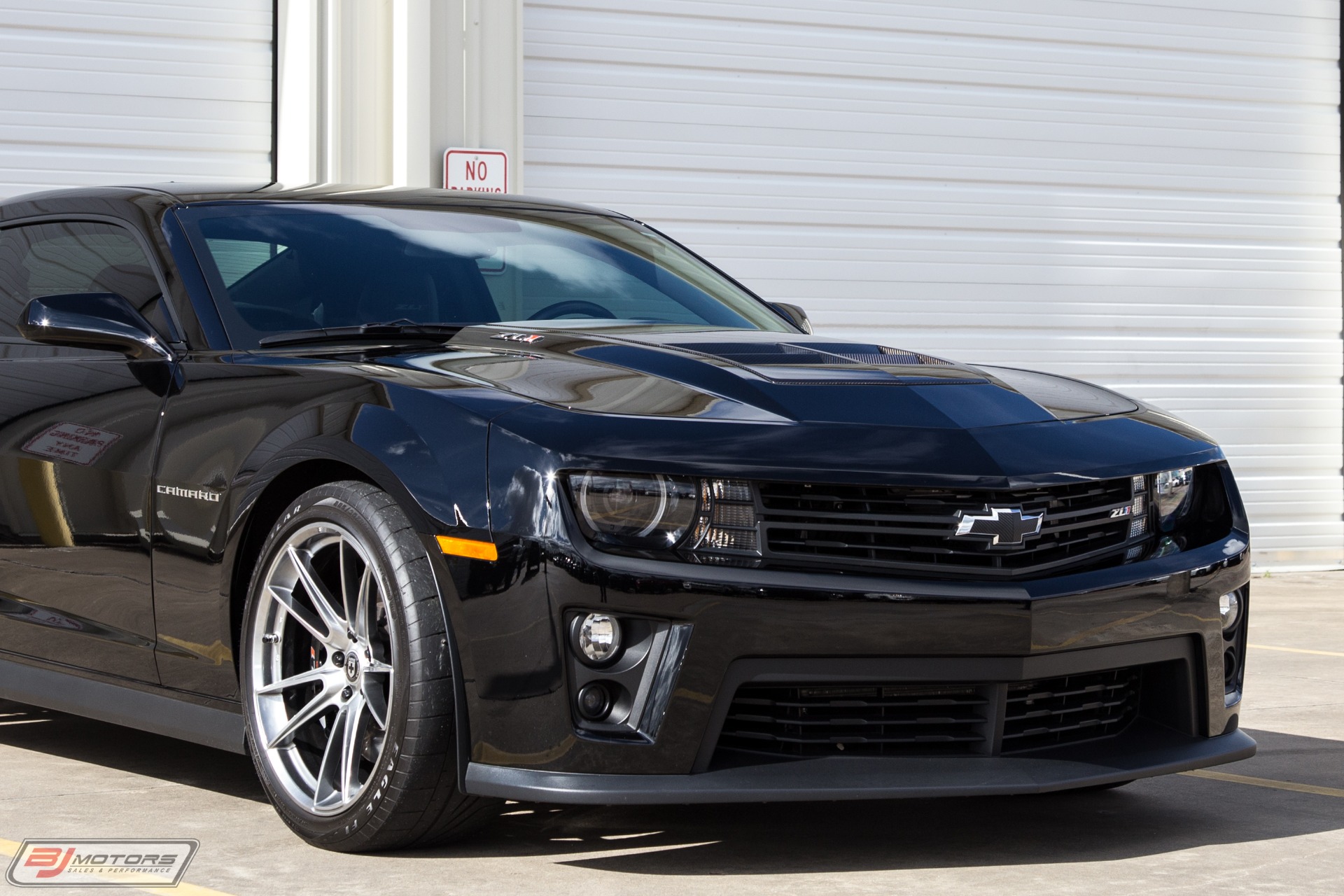 Used-2014-Chevrolet-Camaro-ZL1