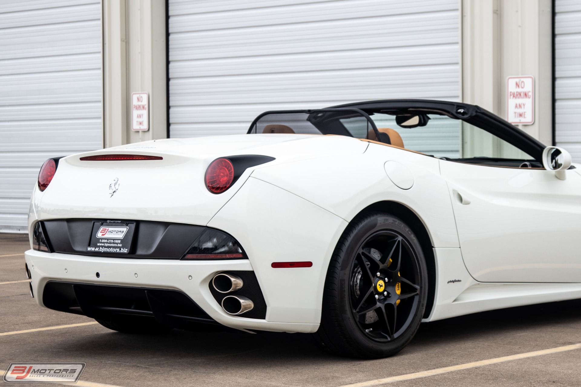 Used-2010-Ferrari-California-Base