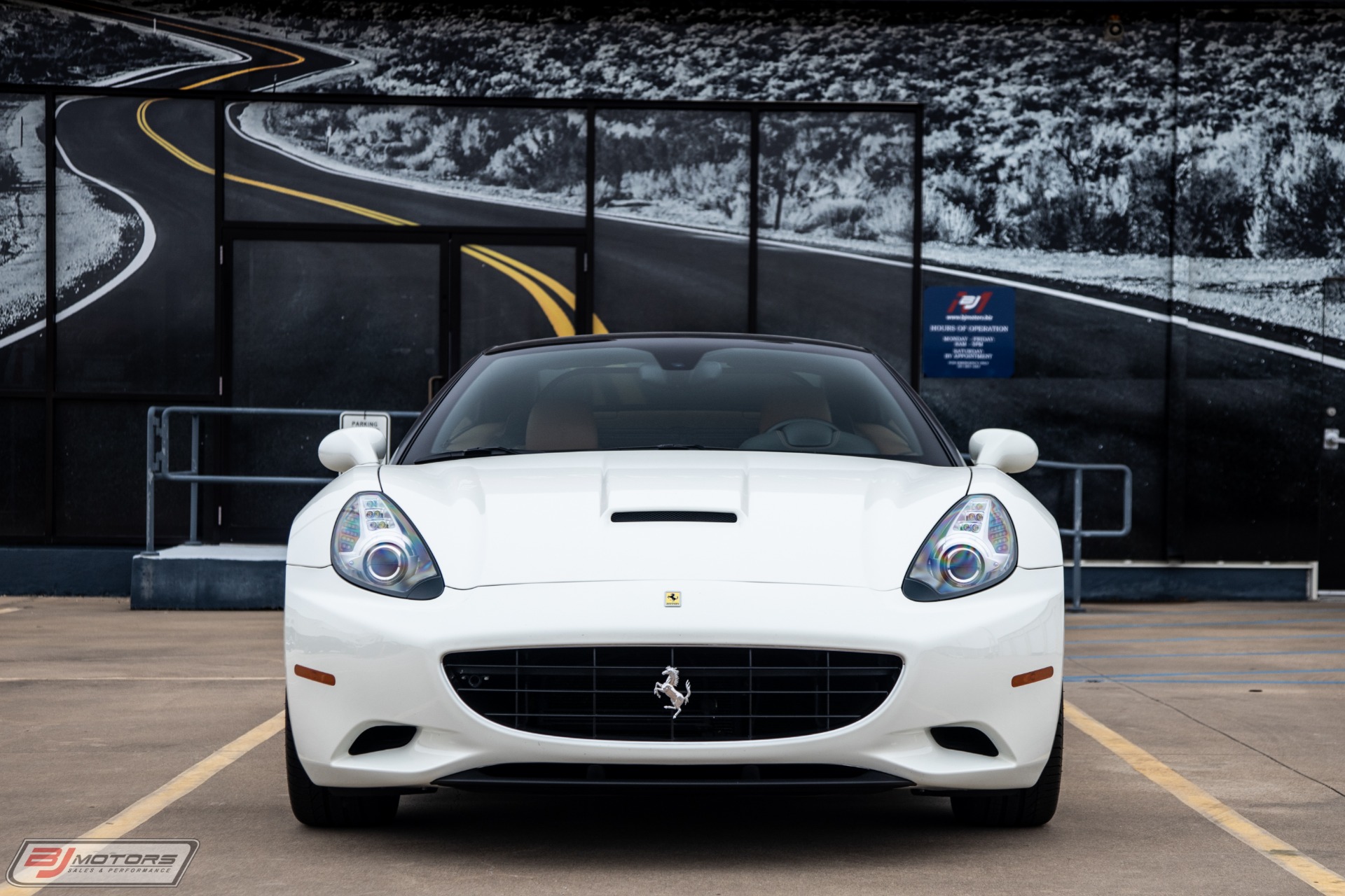 Used-2010-Ferrari-California-Base