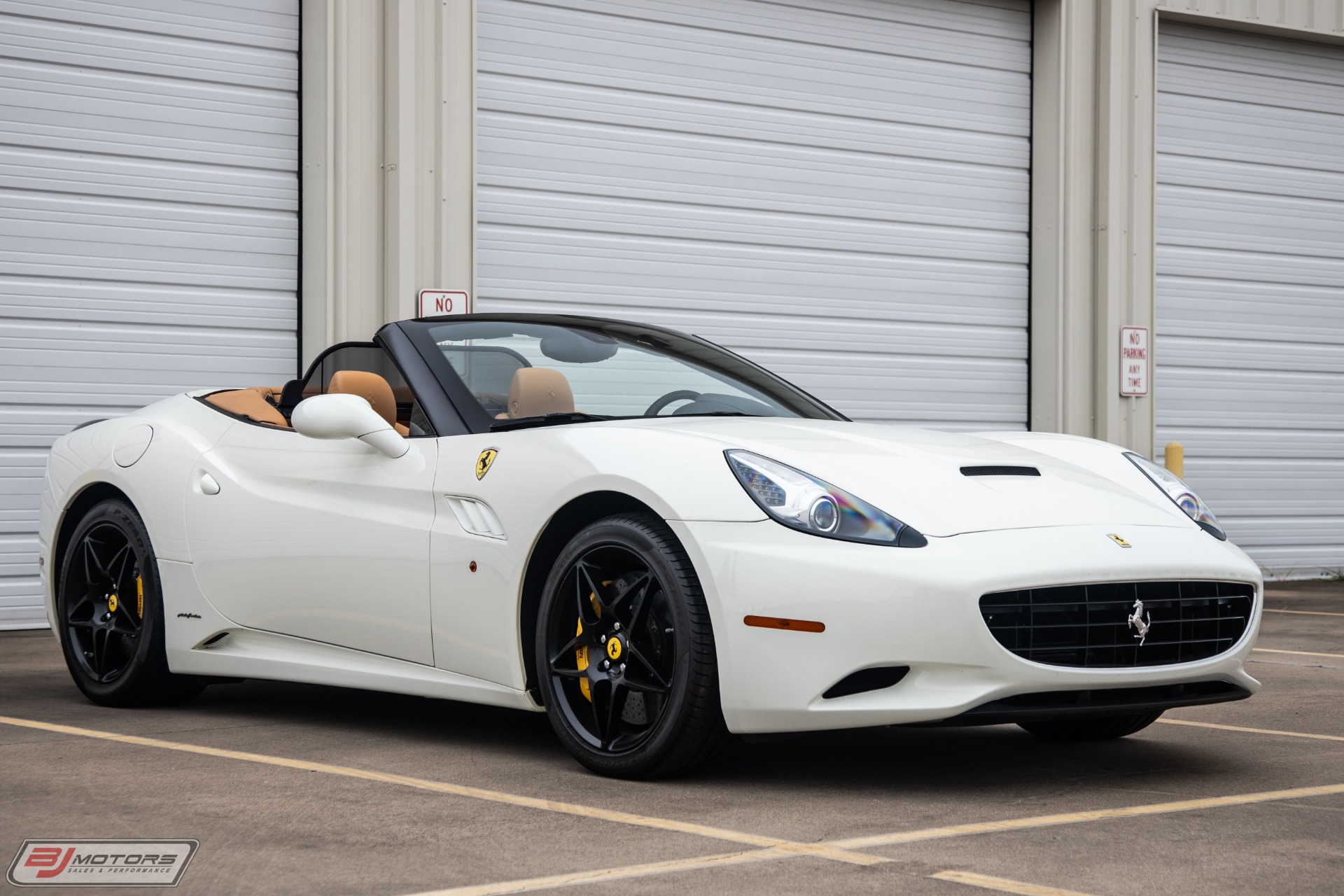 Used-2010-Ferrari-California-Base