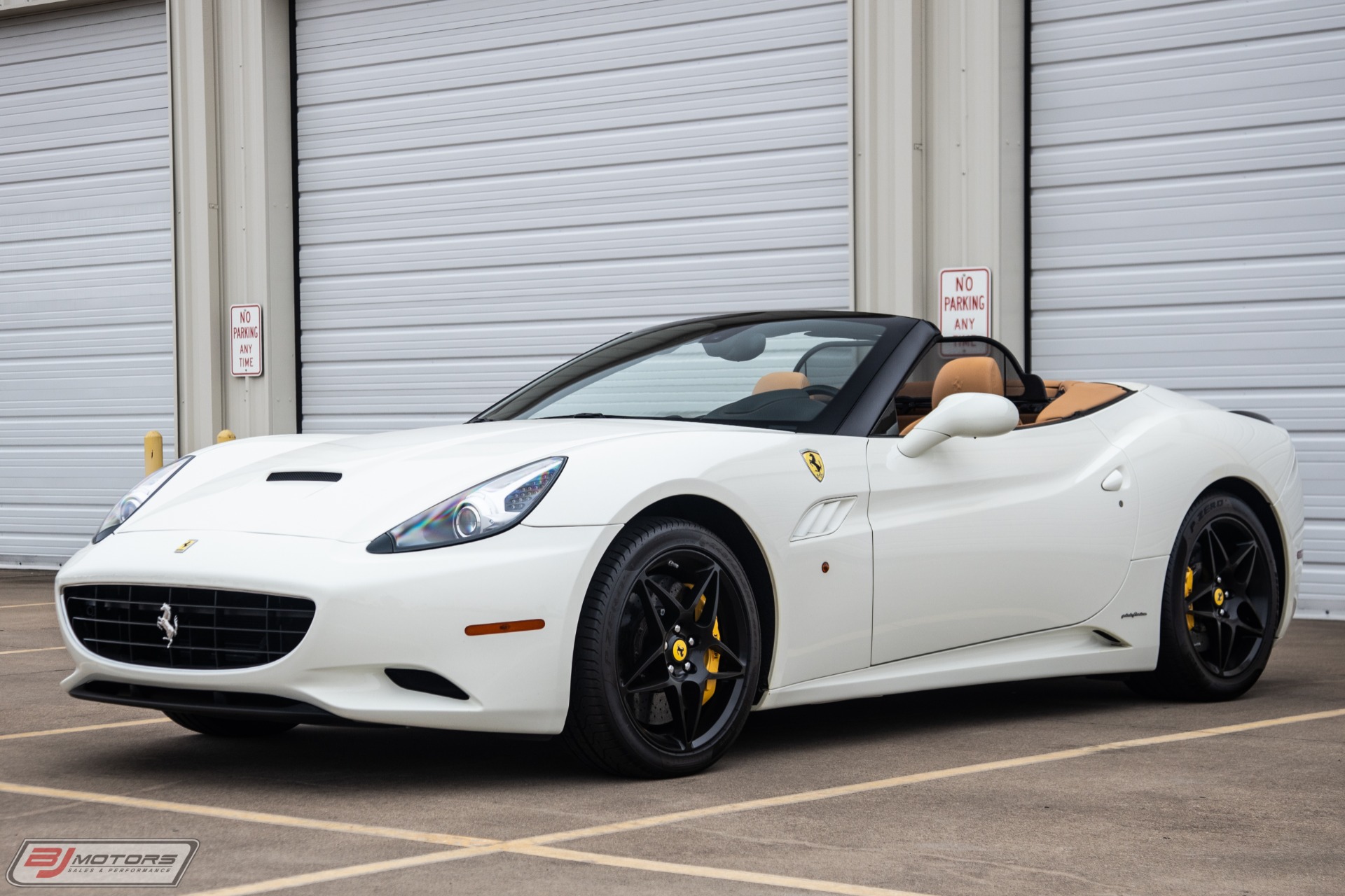 Used-2010-Ferrari-California-Base