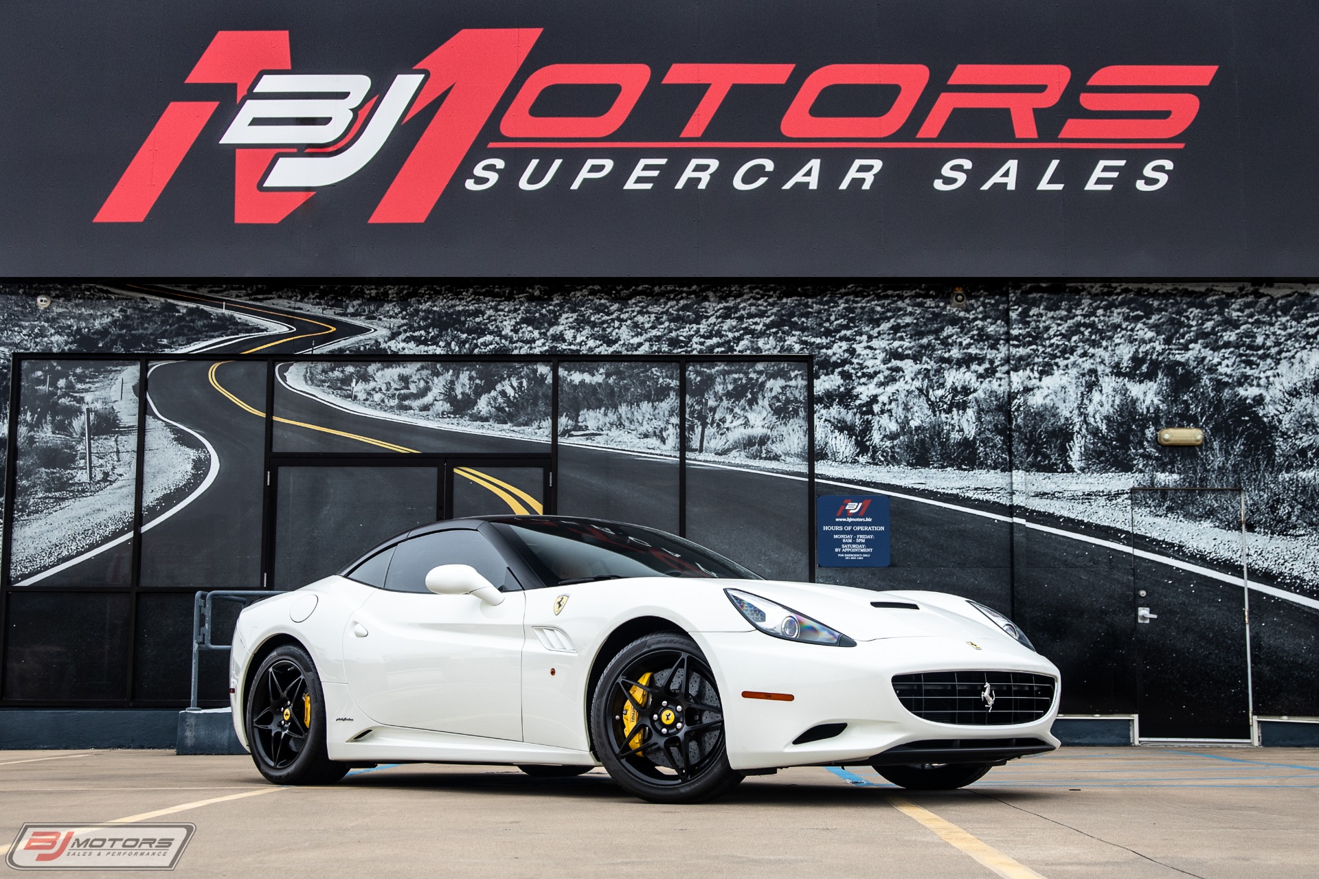 Used-2010-Ferrari-California-Base