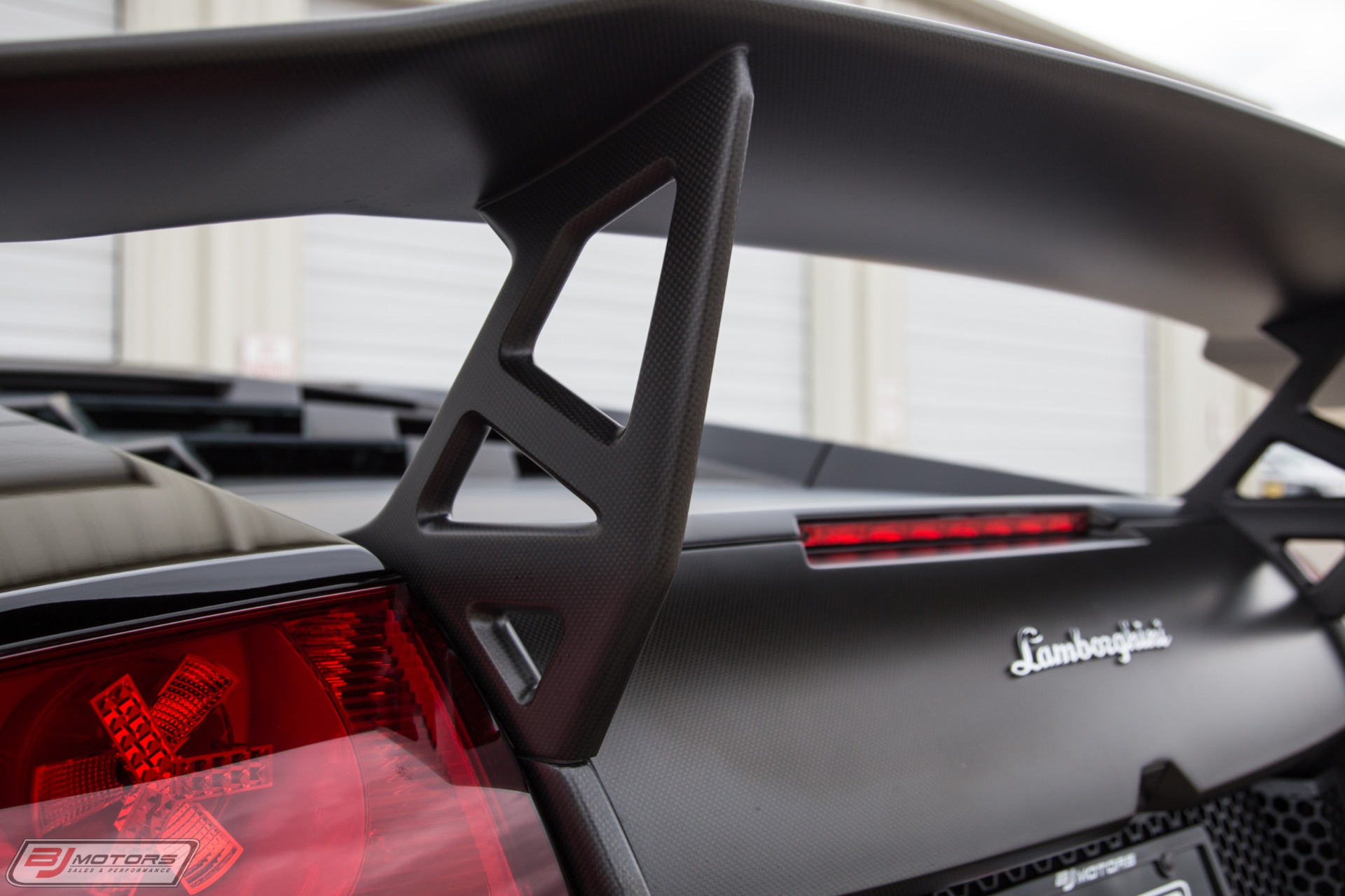 Used-2010-Lamborghini-Murcielago-SV-LP670